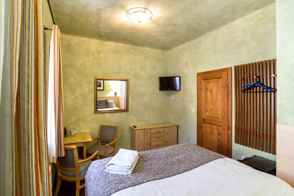 Pension U Hada Český Krumlov Buitenkant foto